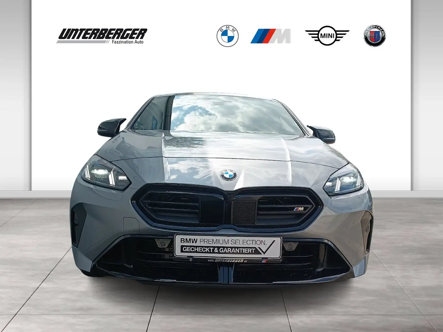 BMW 135 M135 xDrive M-Sport Pro HUD 19" M-Sportsitze SHZ Grau - 2