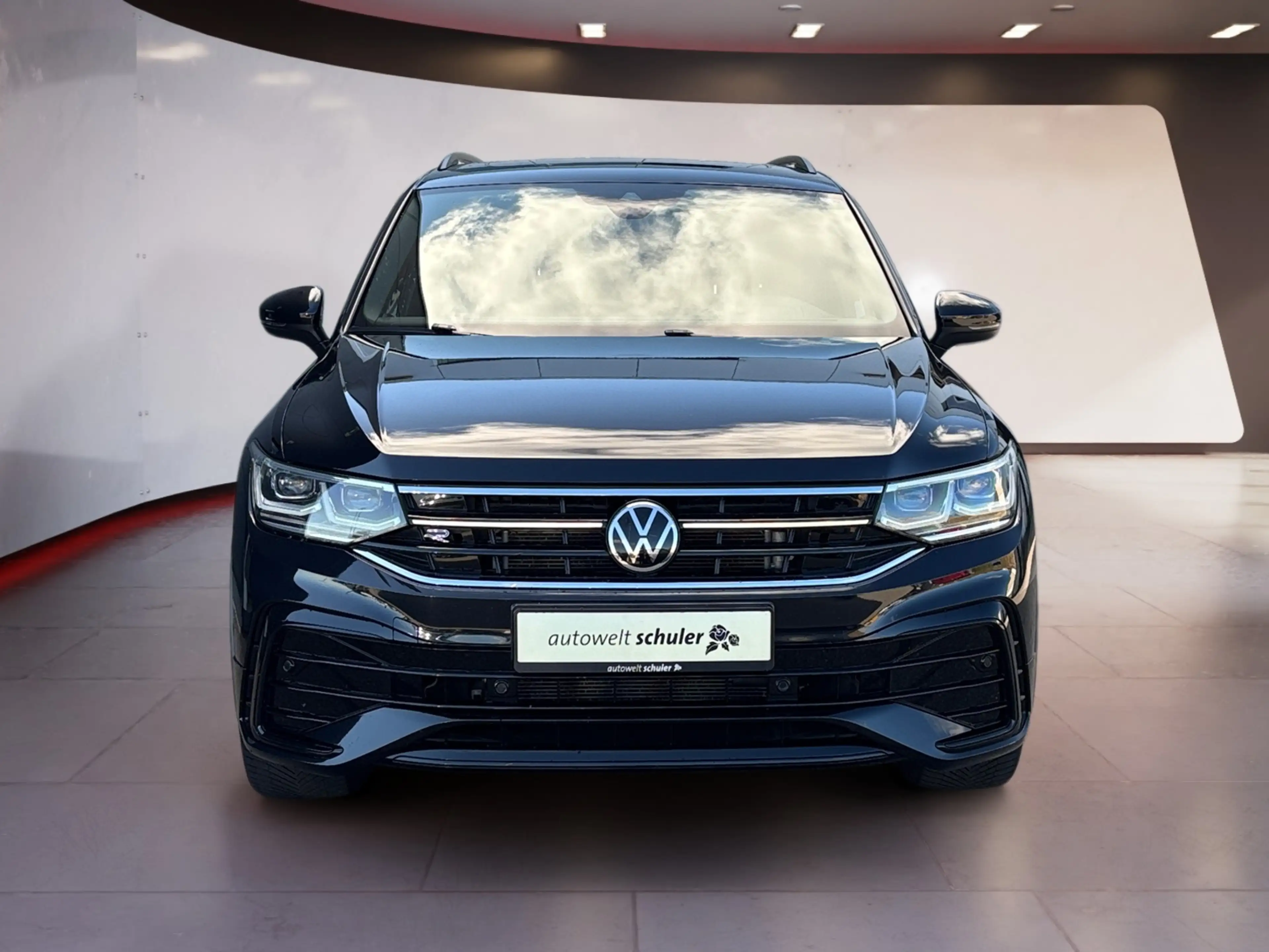 Volkswagen Tiguan Allspace 2.0 TSI DSG 4Motion R-Line RFK Pano ACC LED Stand — photo 6