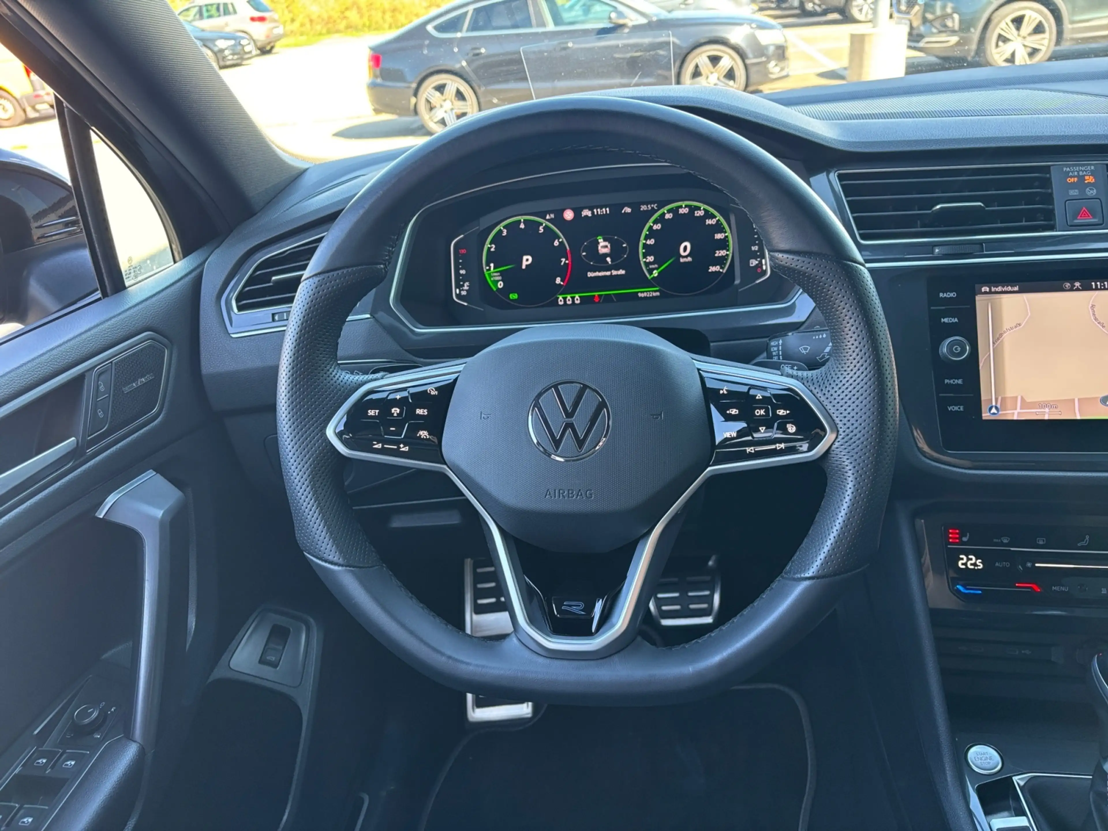 Volkswagen Tiguan Allspace 2.0 TSI DSG 4Motion R-Line RFK Pano ACC LED Stand — photo 12