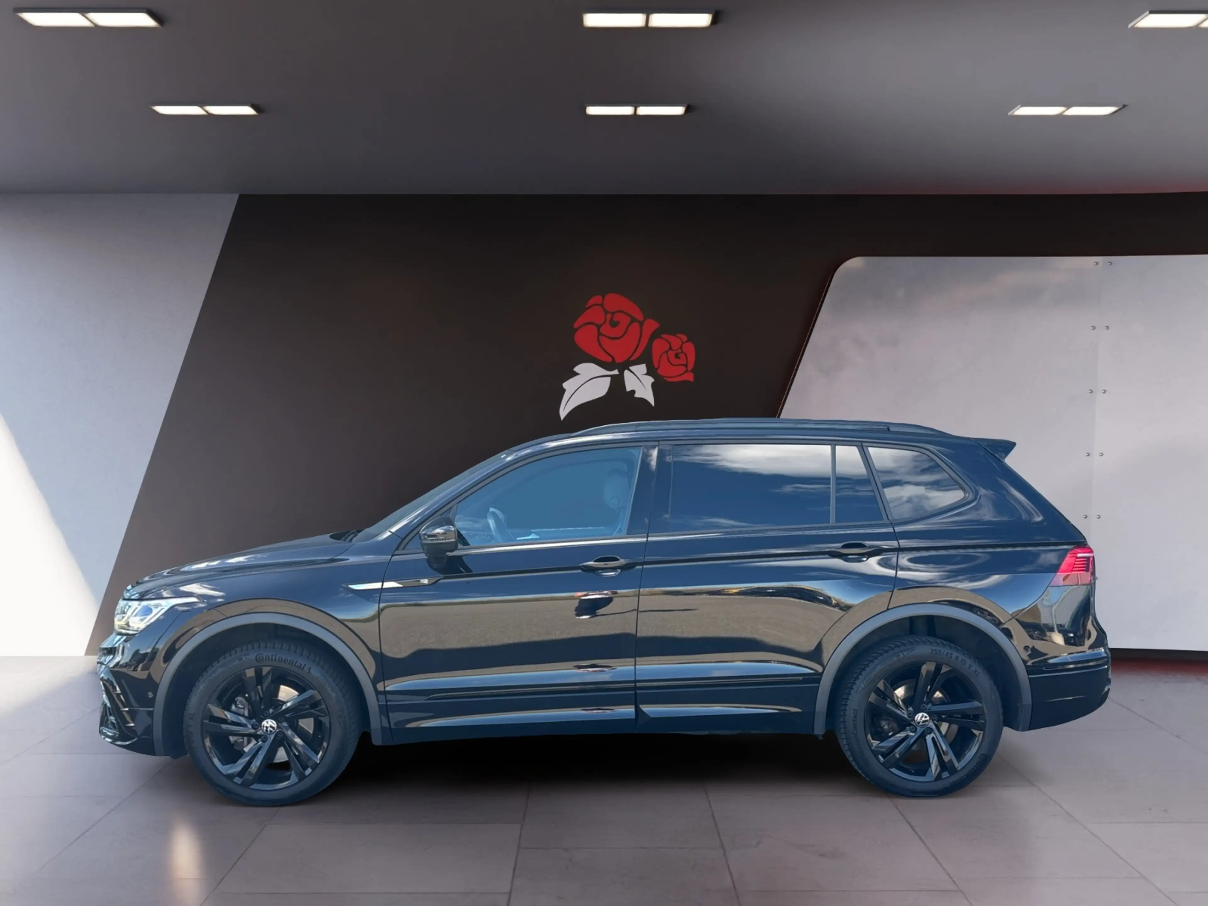 Volkswagen Tiguan Allspace 2.0 TSI DSG 4Motion R-Line RFK Pano ACC LED Stand — photo 3
