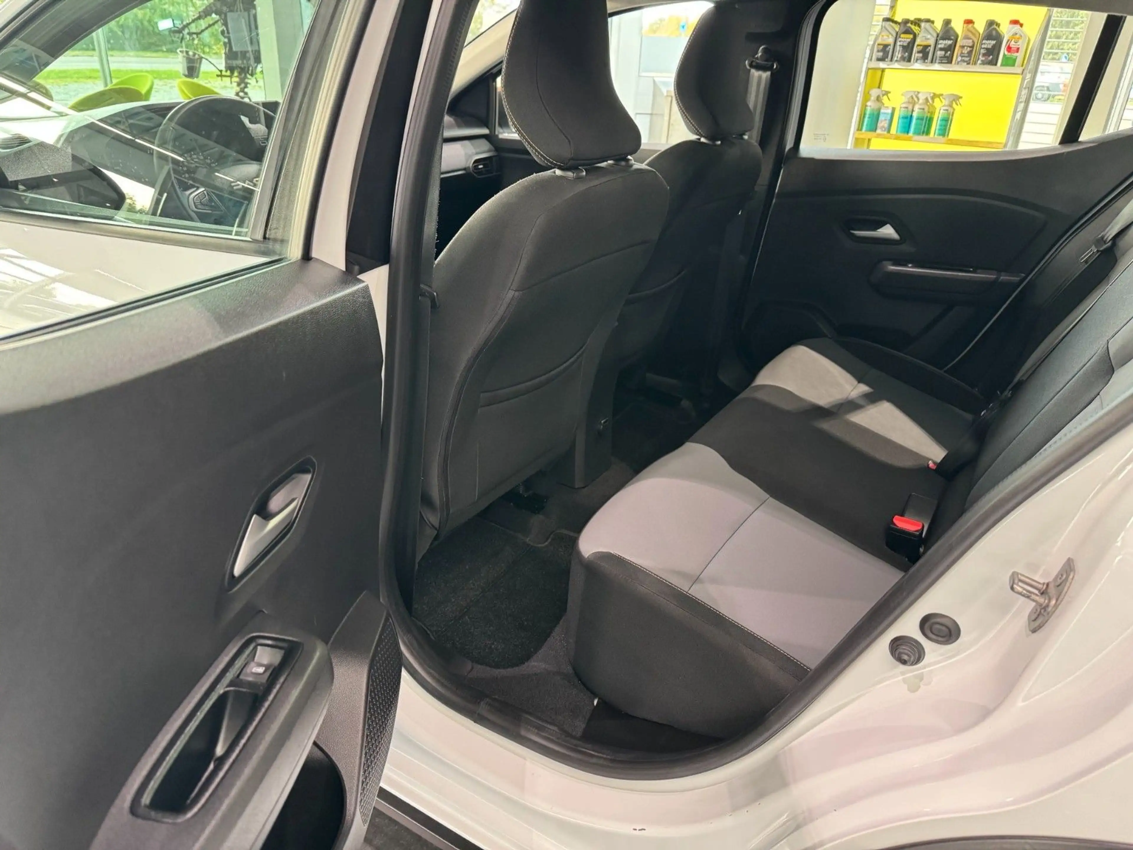Dacia Sandero III Stepway Extreme "AUTOMATIK" — photo 11