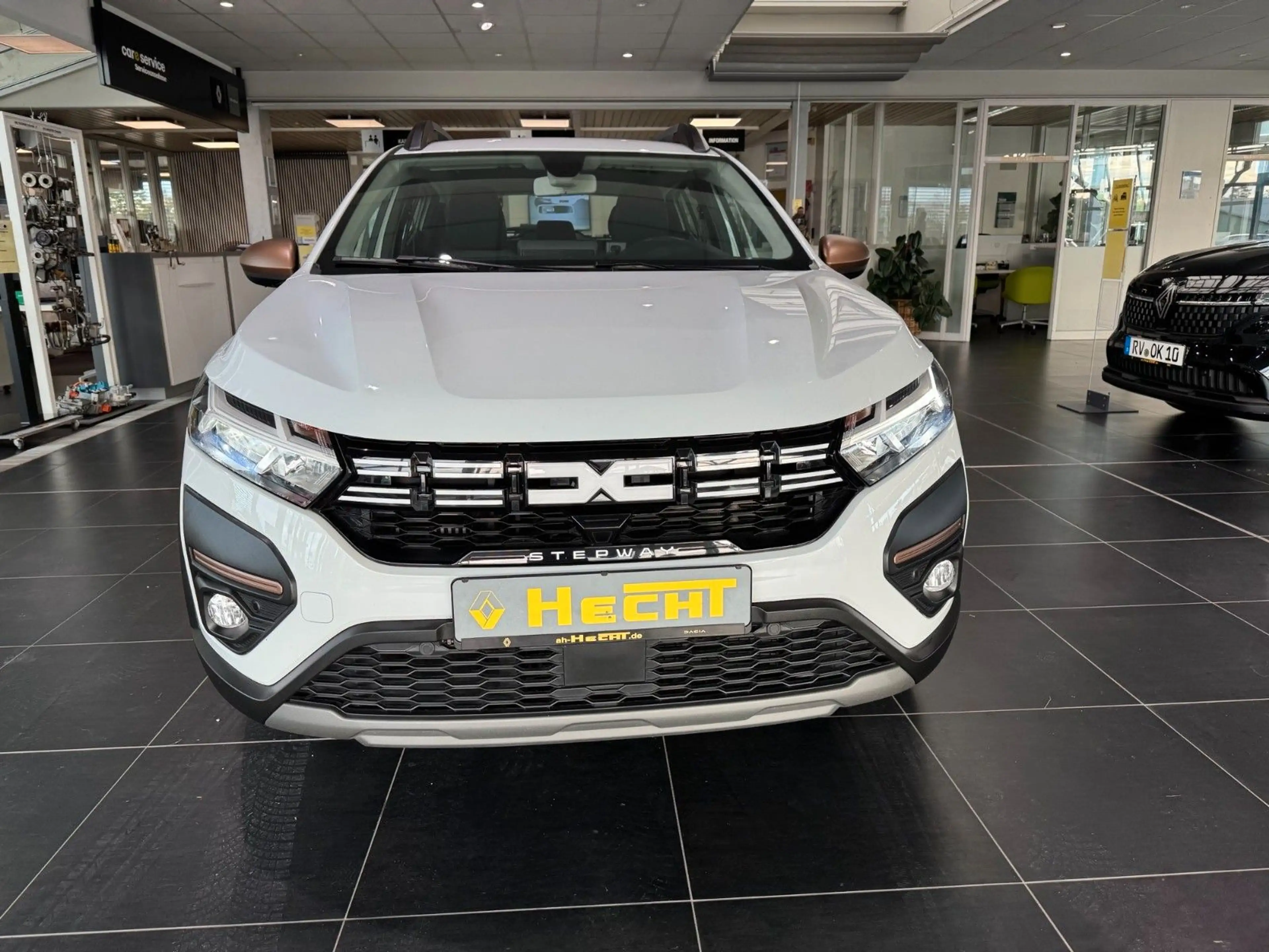 Dacia Sandero III Stepway Extreme "AUTOMATIK" — photo 3