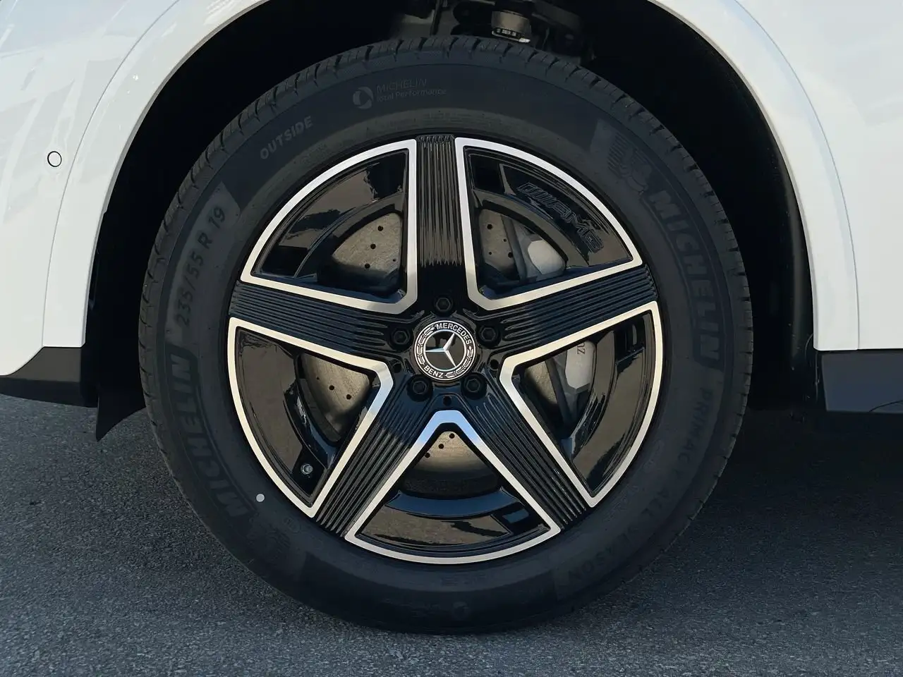 Mercedes-Benz GLC photo Mercedes-Benz GLC