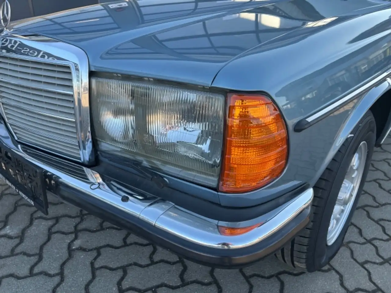 Mercedes-Benz 280 CE, foto 7