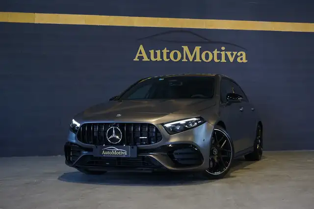 Mercedes-Benz A 45 AMG