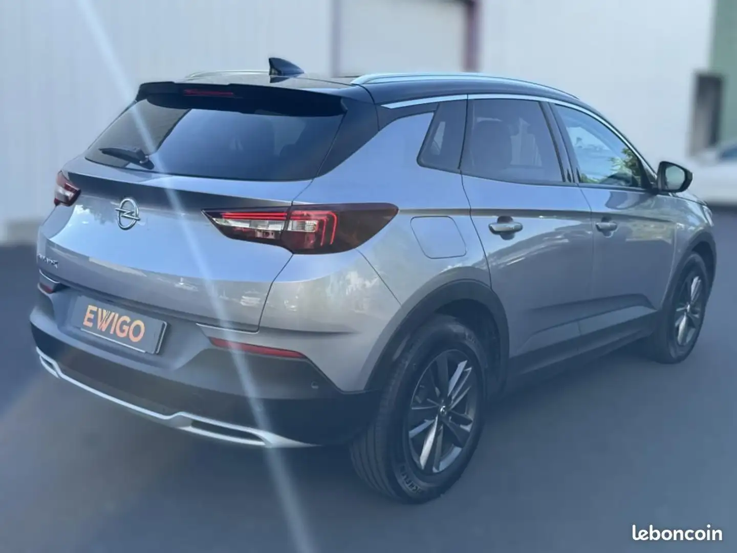 Opel Grandland X 1.5 D 130CH DESIGN LINE 4X2-CAMERA DE RECUL-ANDROID AUTO-APPLE CAR PLAY Grau - 2