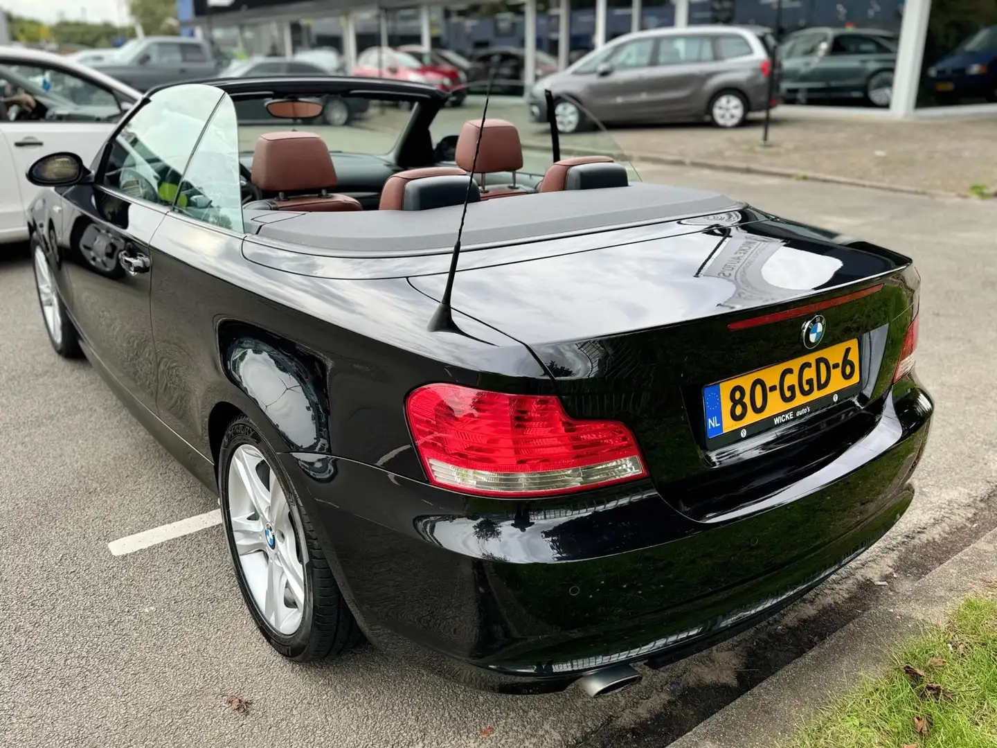 BMW 118 1-serie Cabrio 118i Executive Automaat Navi Leder Noir - 2