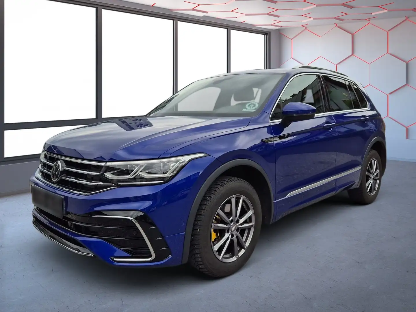 Volkswagen Tiguan R-Line TDI SCR 4MOTION DSG Blauw - 1