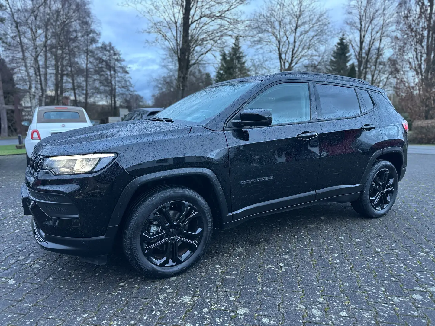 Jeep Compass Night Eagle Mild-Hybrid Schwarz - 1