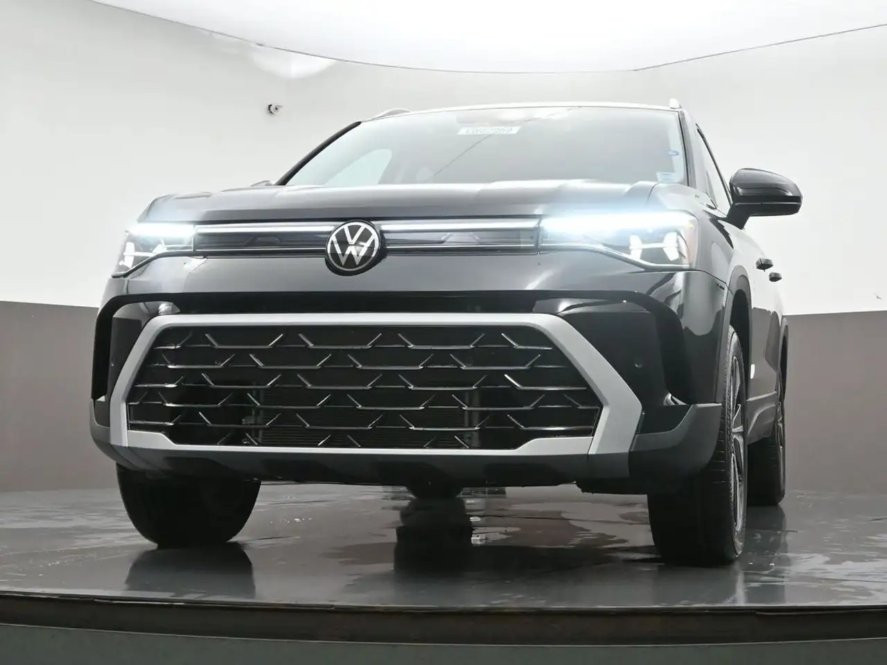 Volkswagen Taos снимка Volkswagen Taos