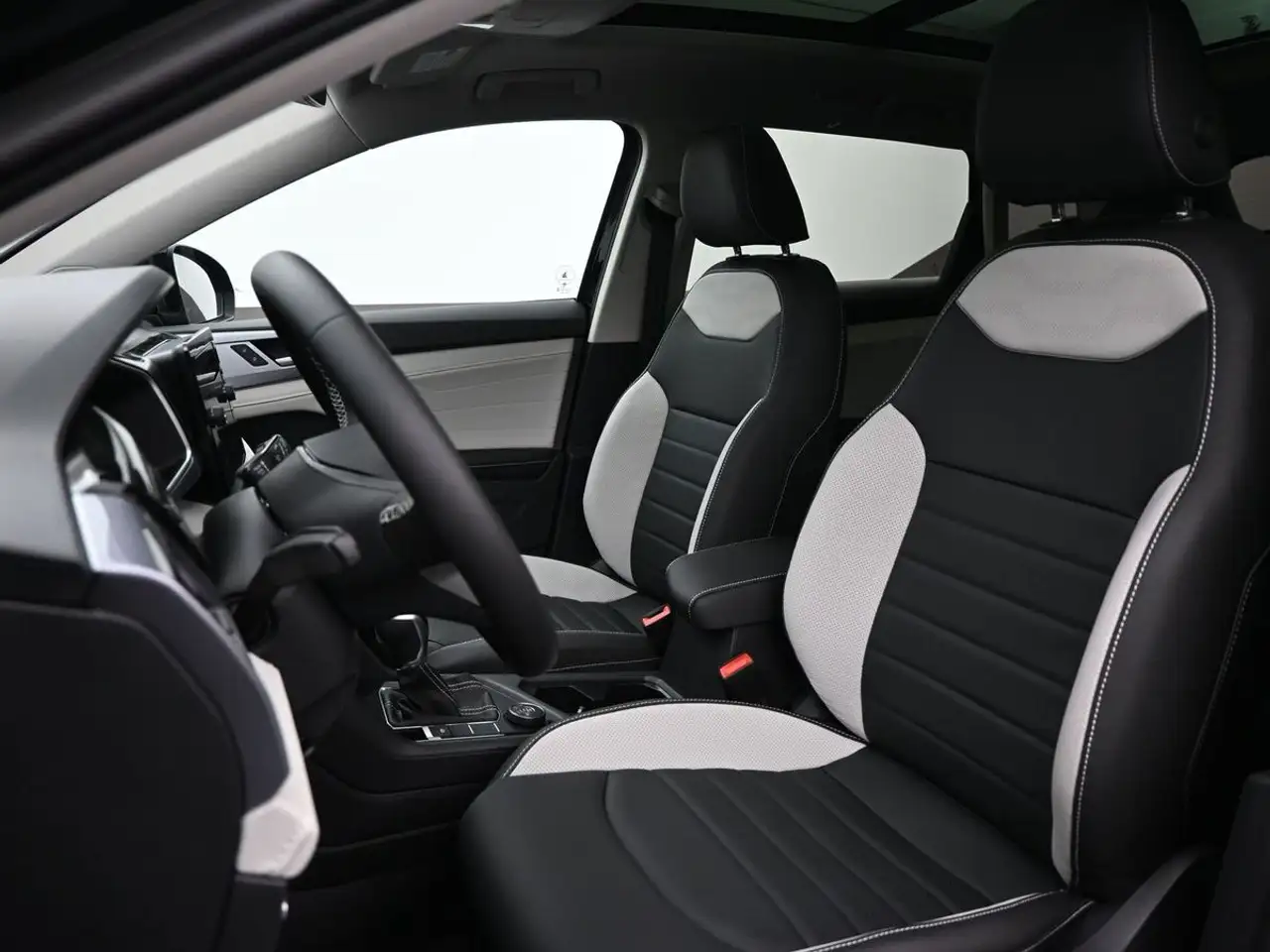 Volkswagen Taos снимка Volkswagen Taos