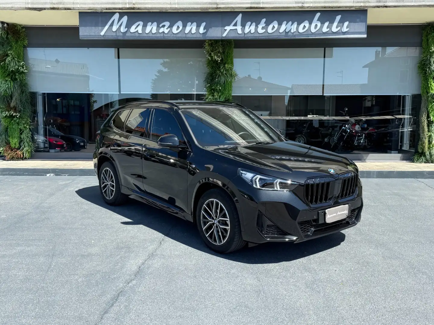 BMW X1 sDrive 20i Msport Negro - 1