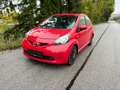 Toyota Aygo Benziener neues Pickerl mit Klima nur 116000km Rot - thumbnail 1