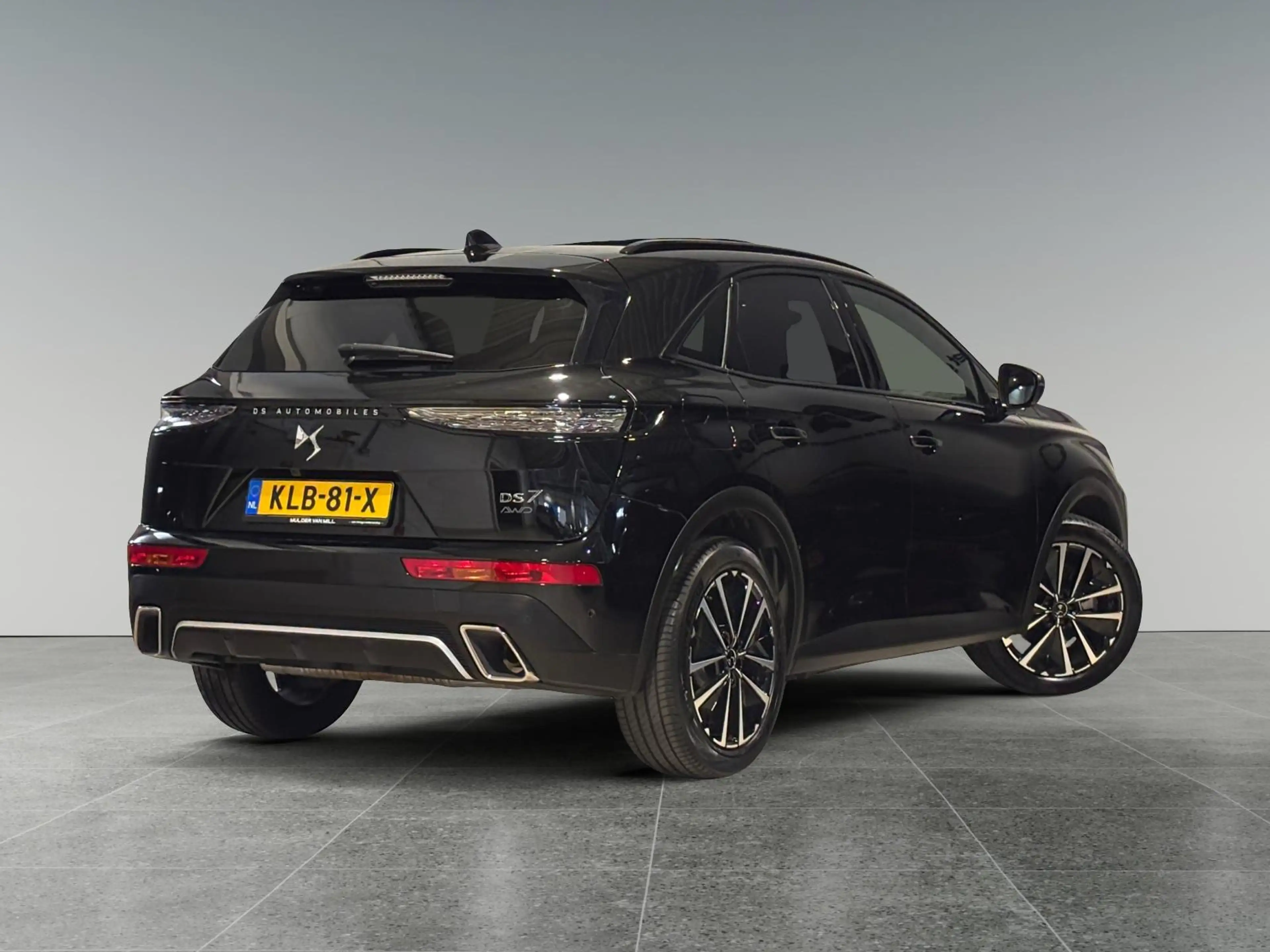 DS Automobiles DS 7 Etoile e-Tense 300pk PHEV AWD 4x4 e-EAT8 | TREKHAA — photo 5