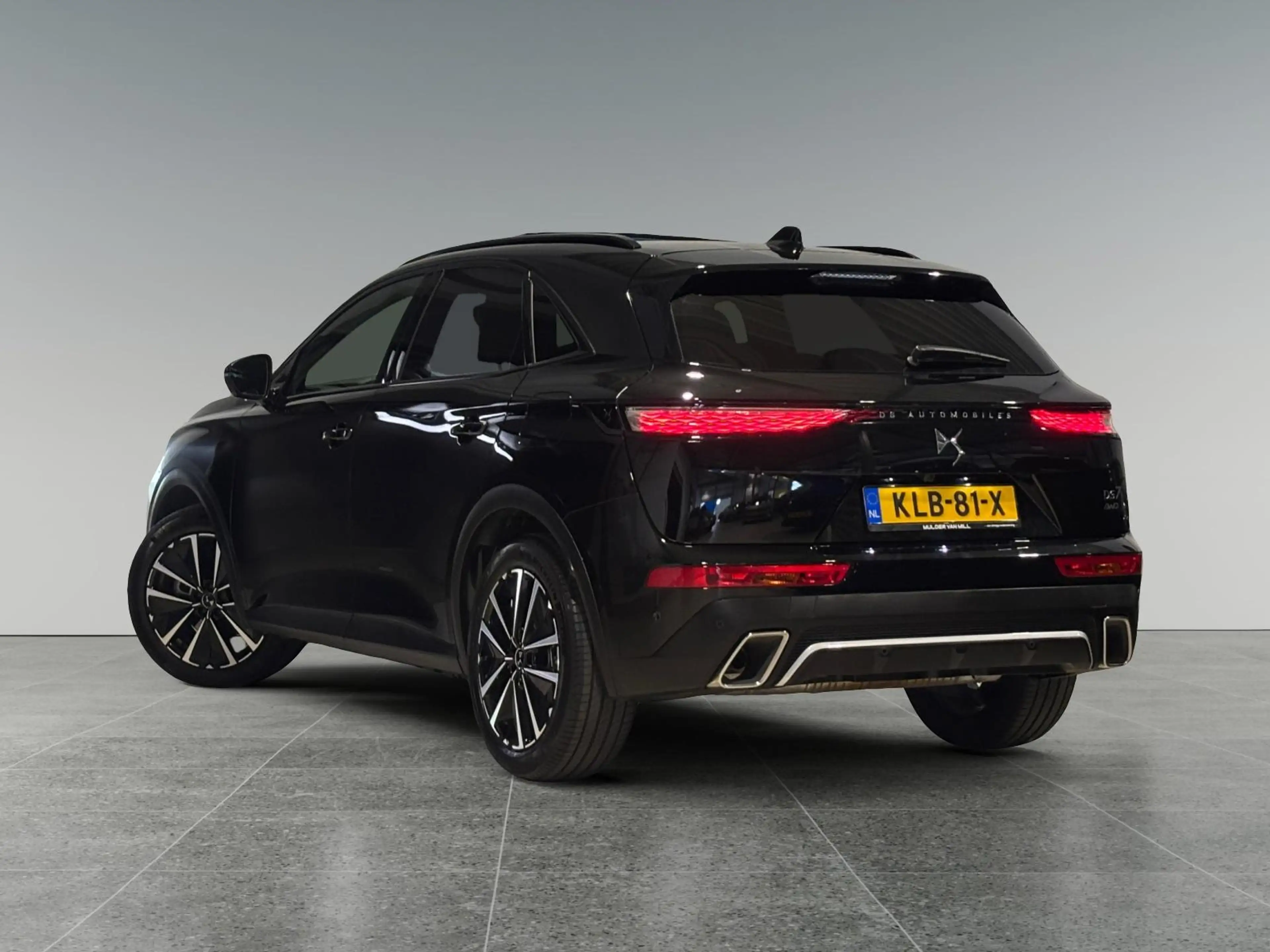 DS Automobiles DS 7 Etoile e-Tense 300pk PHEV AWD 4x4 e-EAT8 | TREKHAA — photo 7
