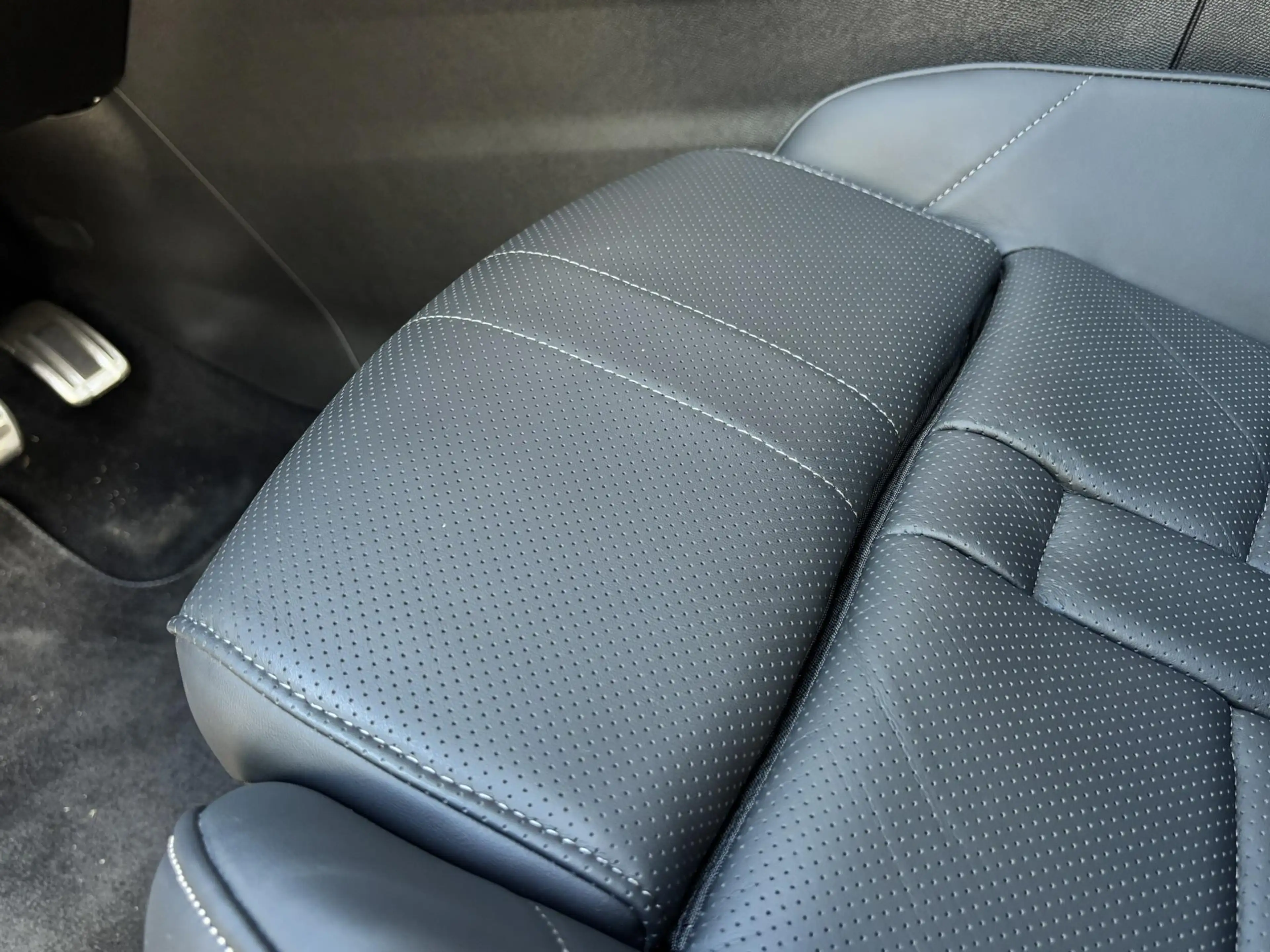 DS Automobiles DS 7 Etoile e-Tense 300pk PHEV AWD 4x4 e-EAT8 | TREKHAA — photo 11