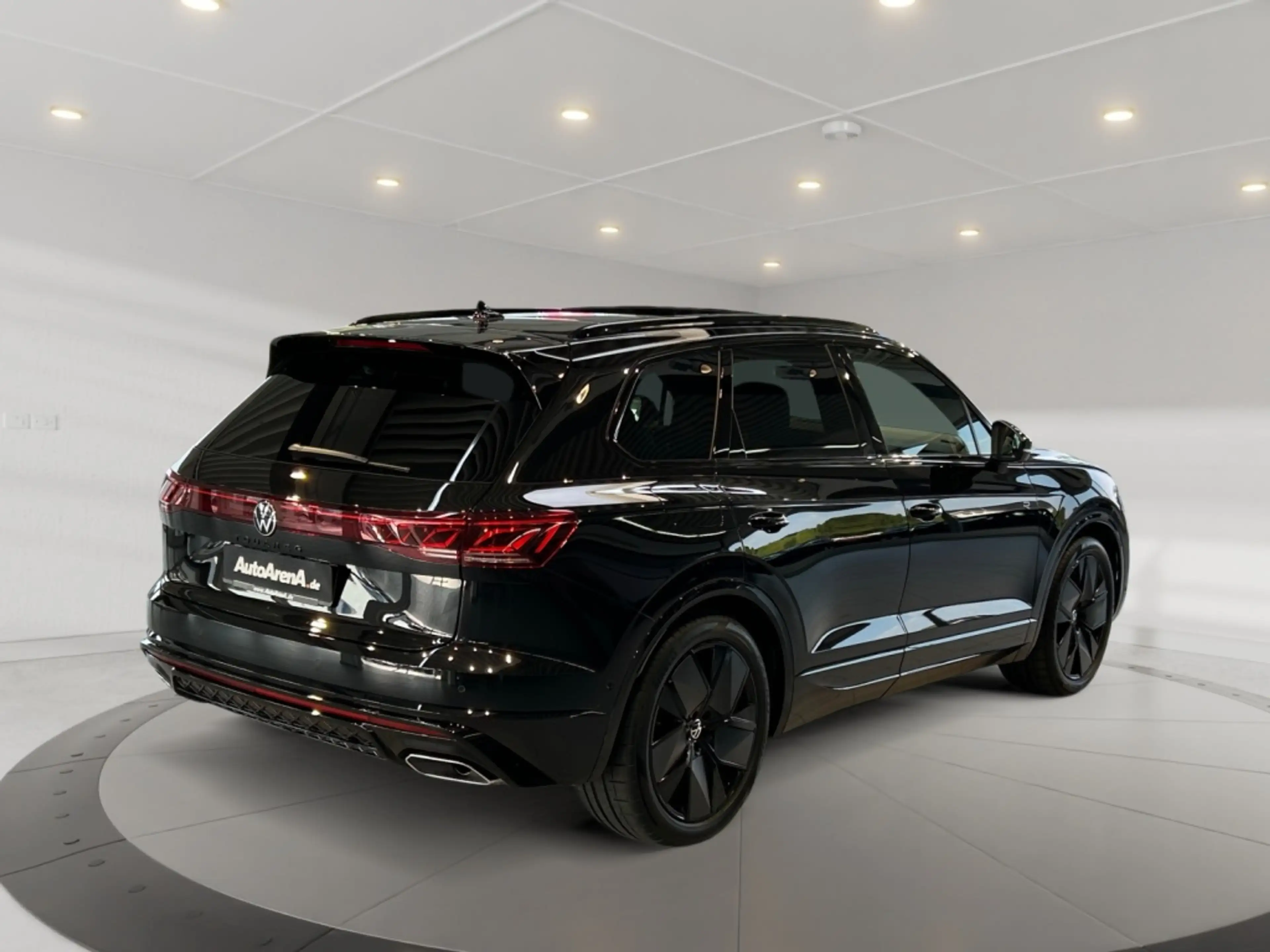 Volkswagen Touareg 3.0 TDI R-Line 4motion Style+Fahrassist — photo 4