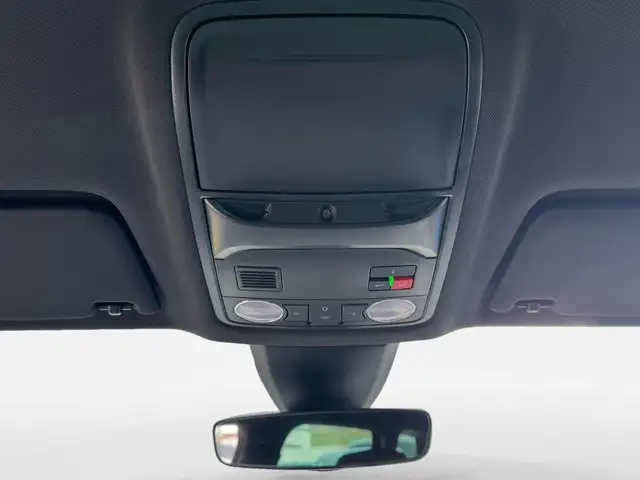 Skoda Karoq Sportline 2,0 TSI 4x4 DSG 2ZKlima AHK  Standhei... Ansicht 21