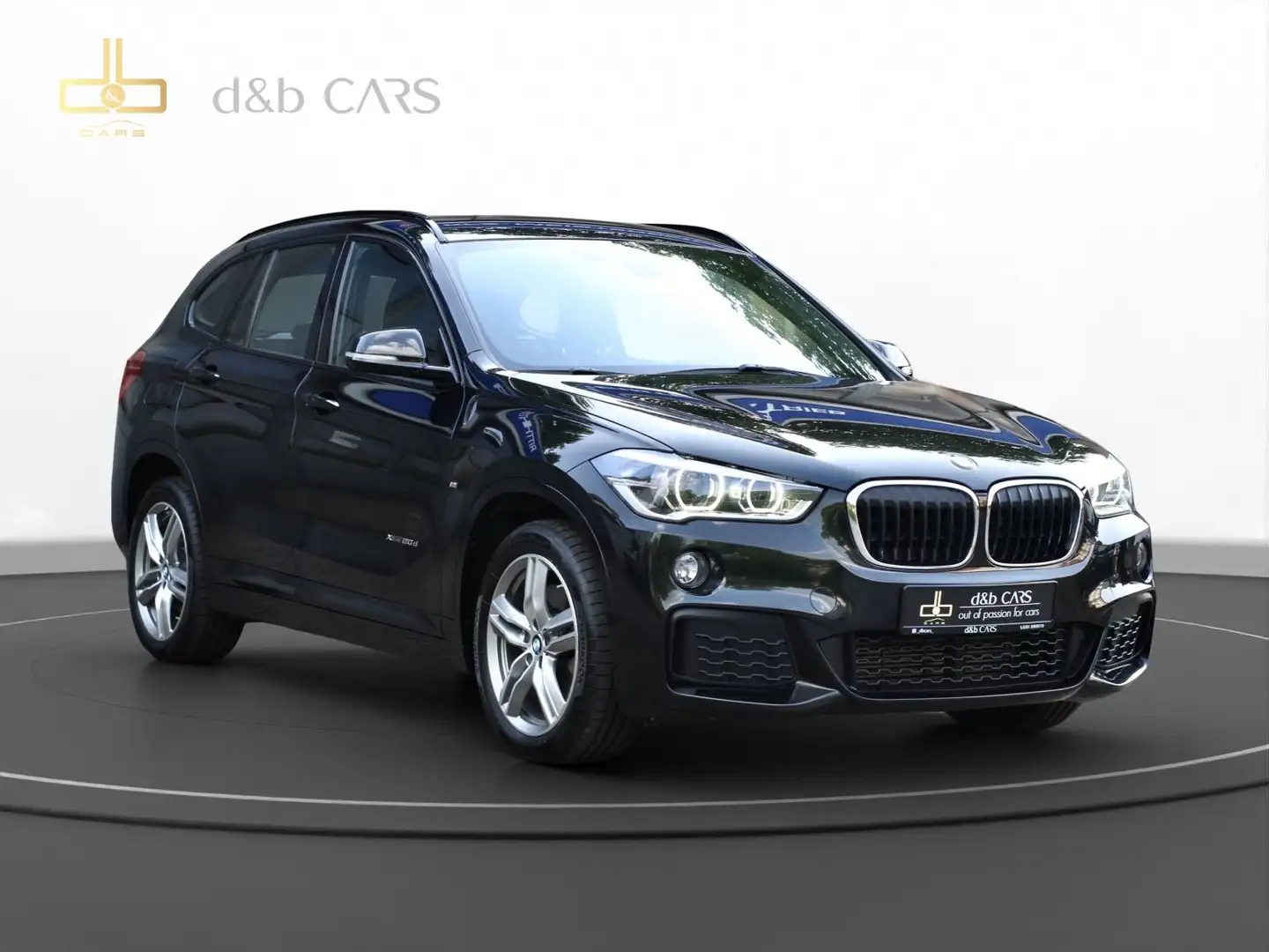 BMW X1 BMW X1 xDrive 20d M Sport |PDC|SHZ|NAVI|GARANTIE Schwarz - 2