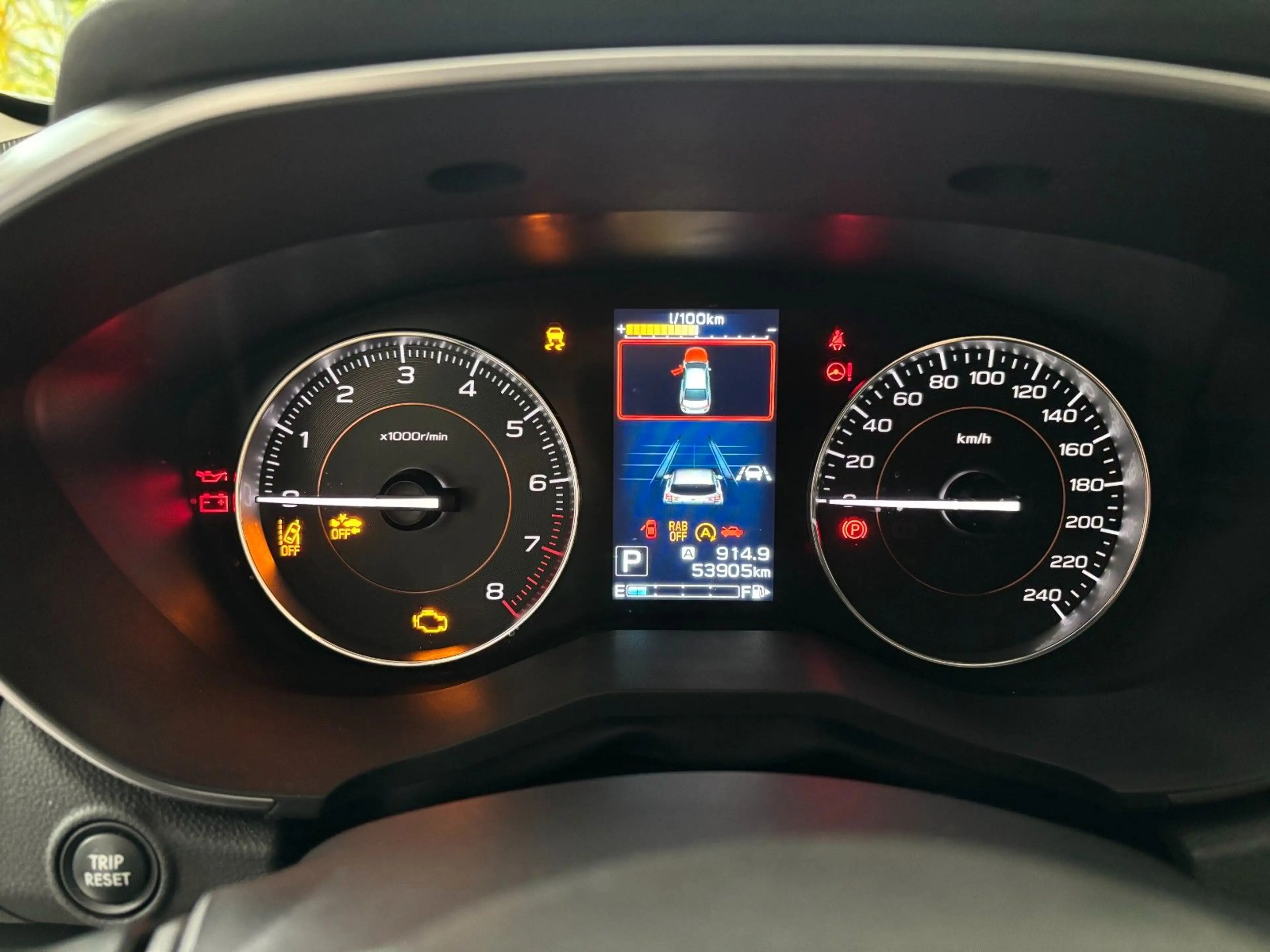 Subaru XV 1.6i Exclusive Lineartronic 4WD — photo 10
