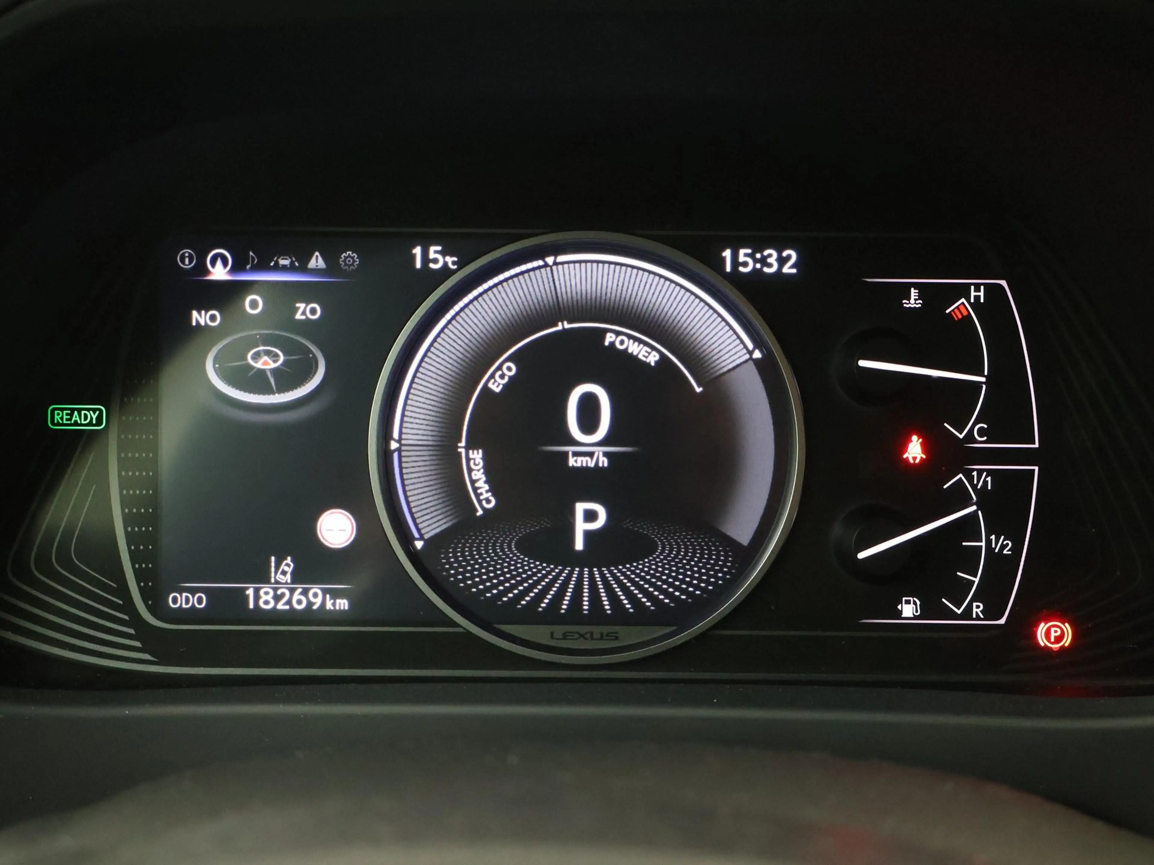 Lexus UX 250h Urban Line HEV 135KW urban Line — photo 9