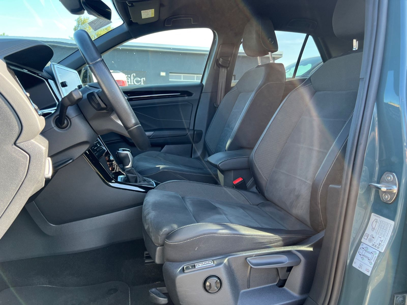 Volkswagen T-Roc R-Line LED NAVI Massage Digital Kamera AHK — photo 13