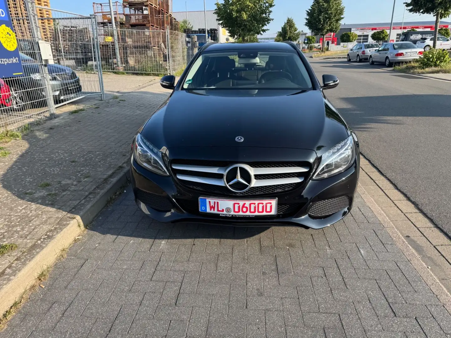 Mercedes-Benz C 200 T d G-Tronic Plus *2.Hand*EURO6*LEDER*AHK* Schwarz - 2