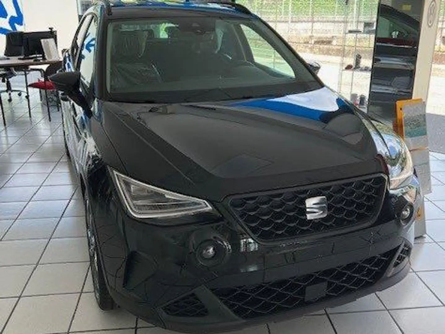 SEAT Arona 1.0 ecotsi Style 95cv Nero - 1
