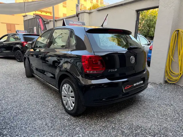 Volkswagen Polo view 4