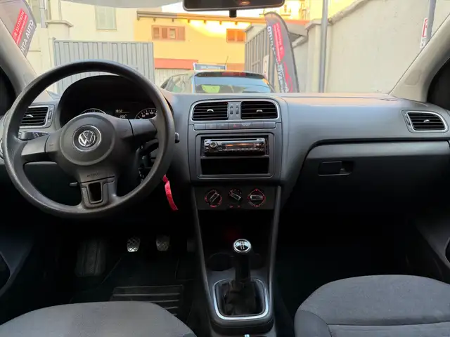 Volkswagen Polo view 7