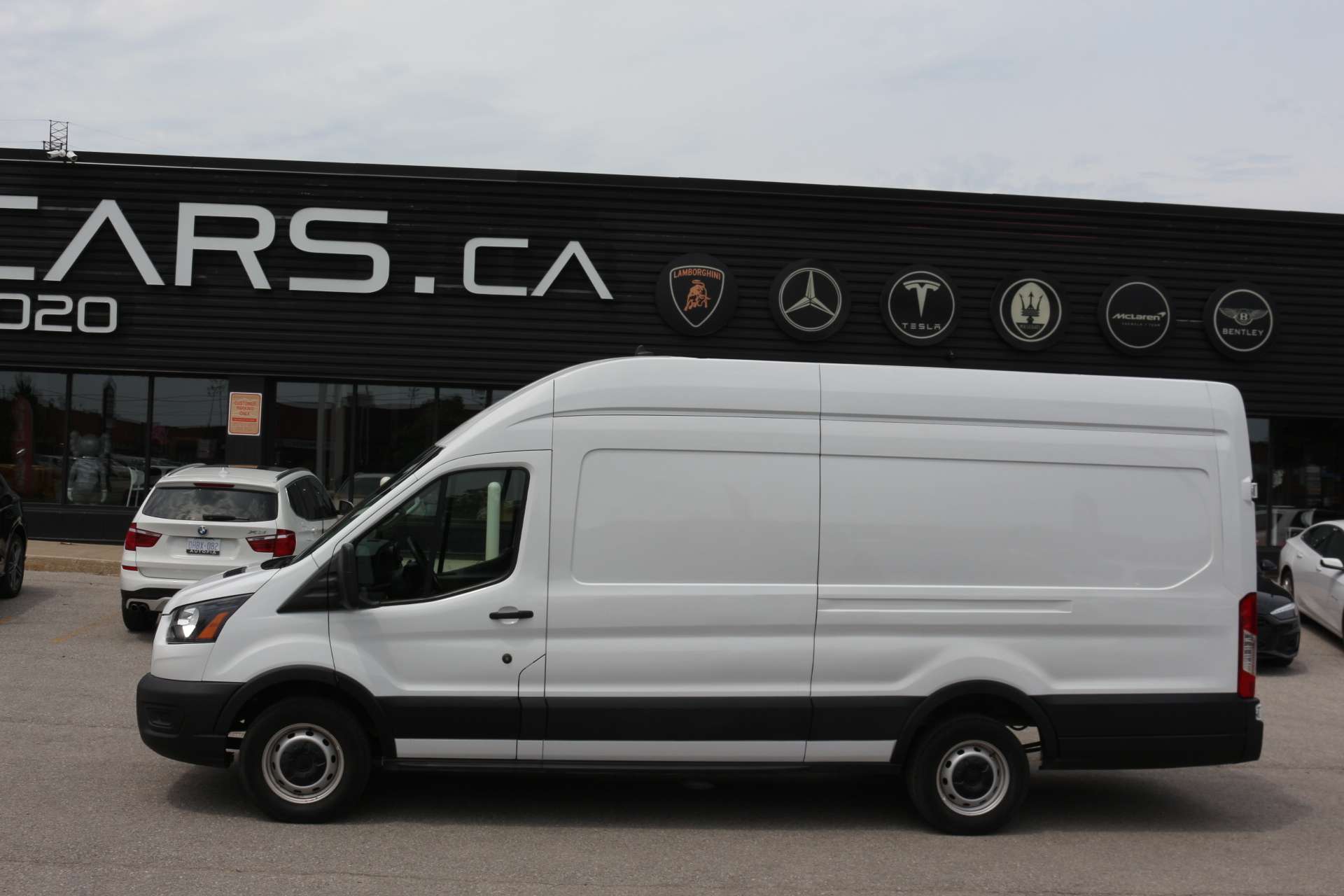 2022 Ford Transit Cargo Van