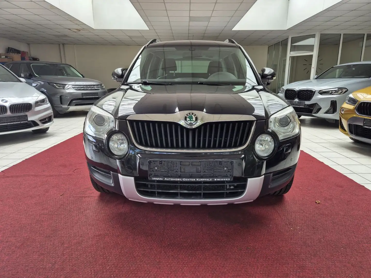 Skoda Yeti Experience4x4 NAVI+LEDER+XENON+STANDHEIZUNG Schwarz - 2