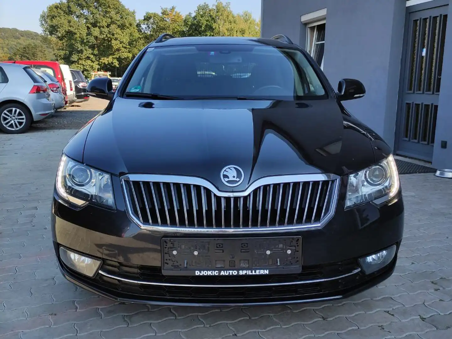 Skoda Superb Combi Elegance Business 2,0 TDI 4x4 DSG Schwarz - 1