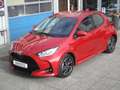 Toyota Yaris 1.5 Hybride Dynamic red metallic 33.000 km Rouge - thumbnail 2