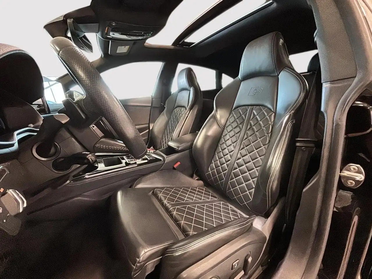 Audi S5 снимка Audi S5