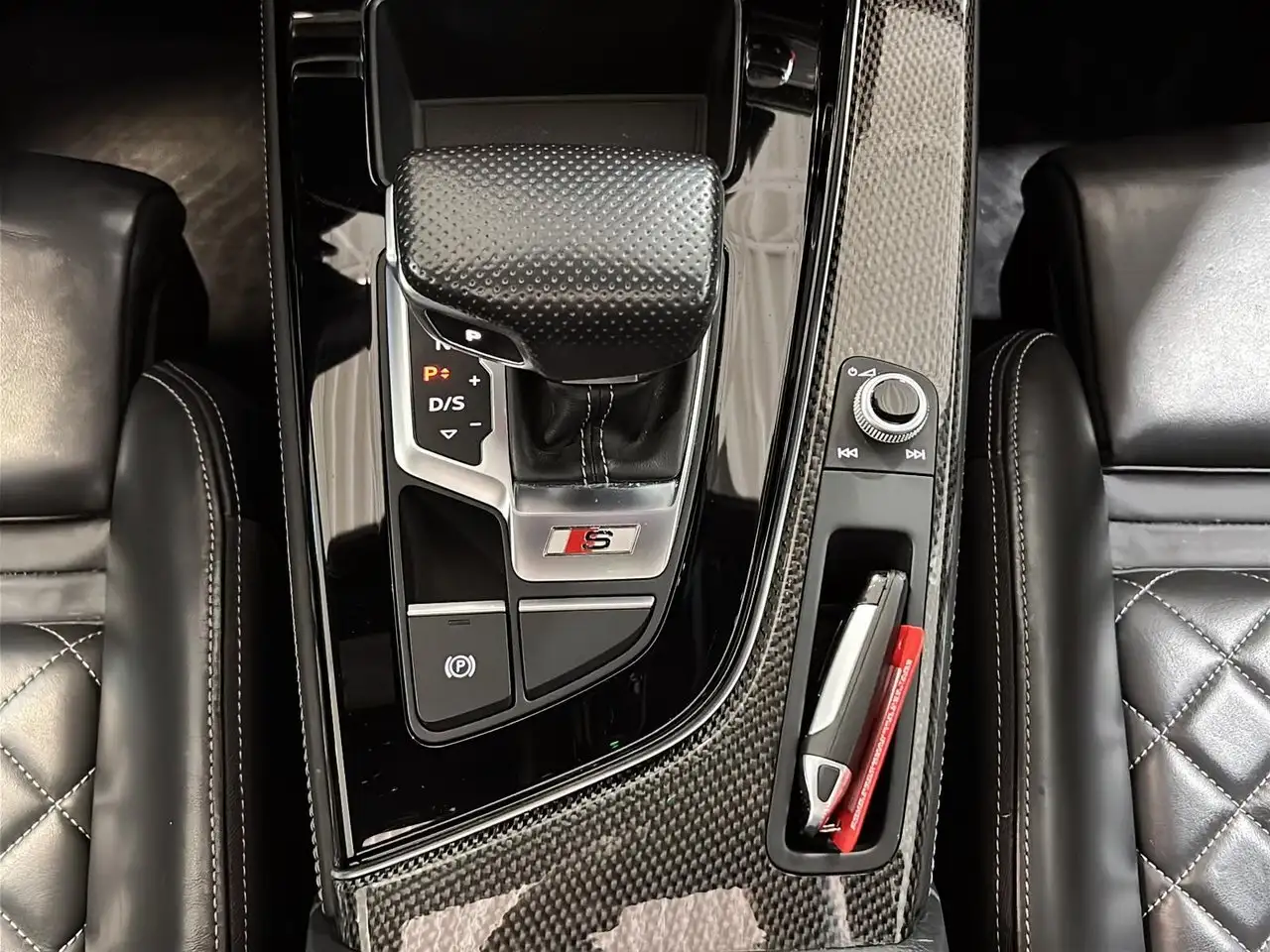 Audi S5 снимка Audi S5