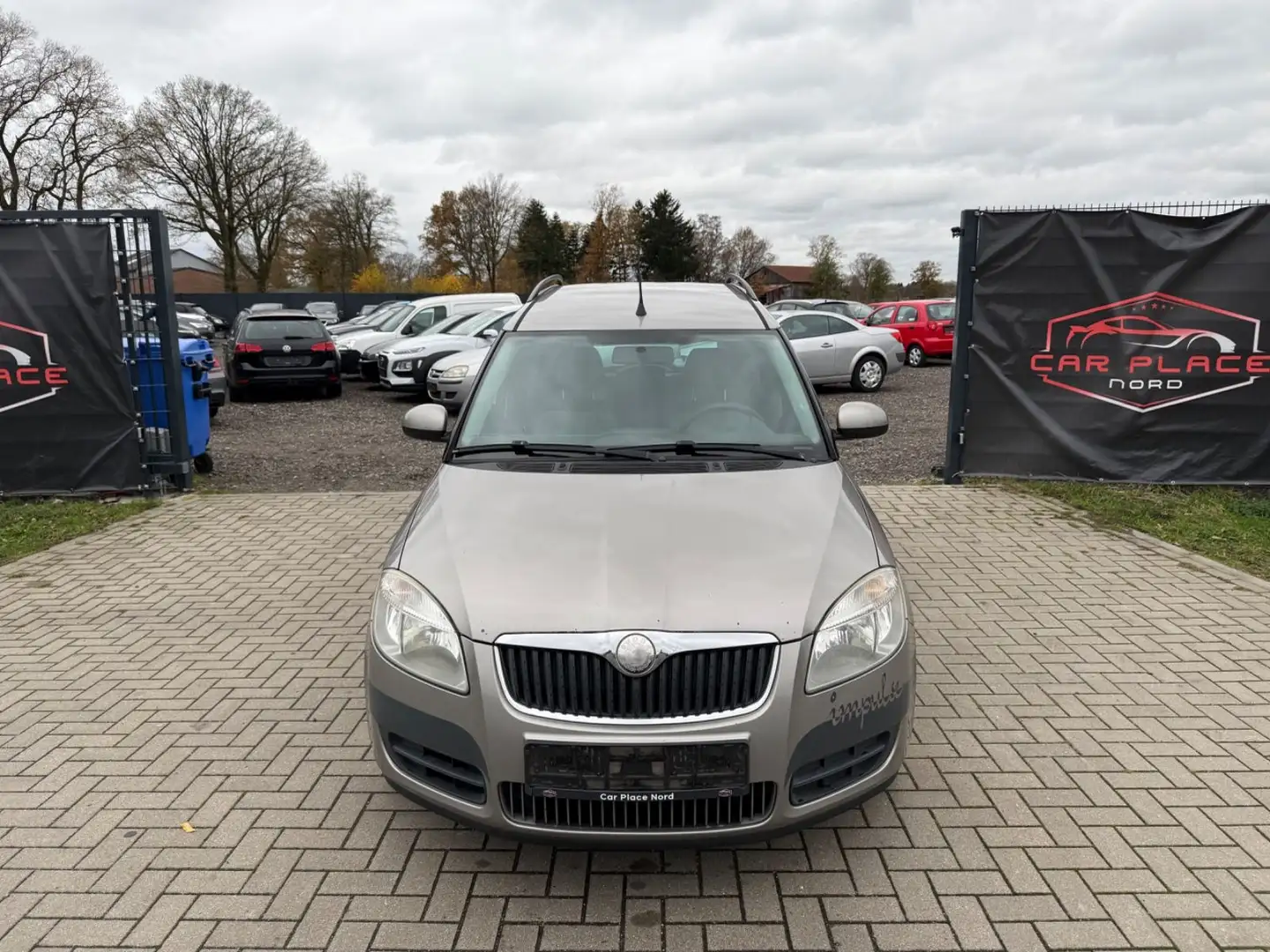 Skoda Roomster Style Plus Edition KLIMAAUT./SHZ/PDC Beige - 2