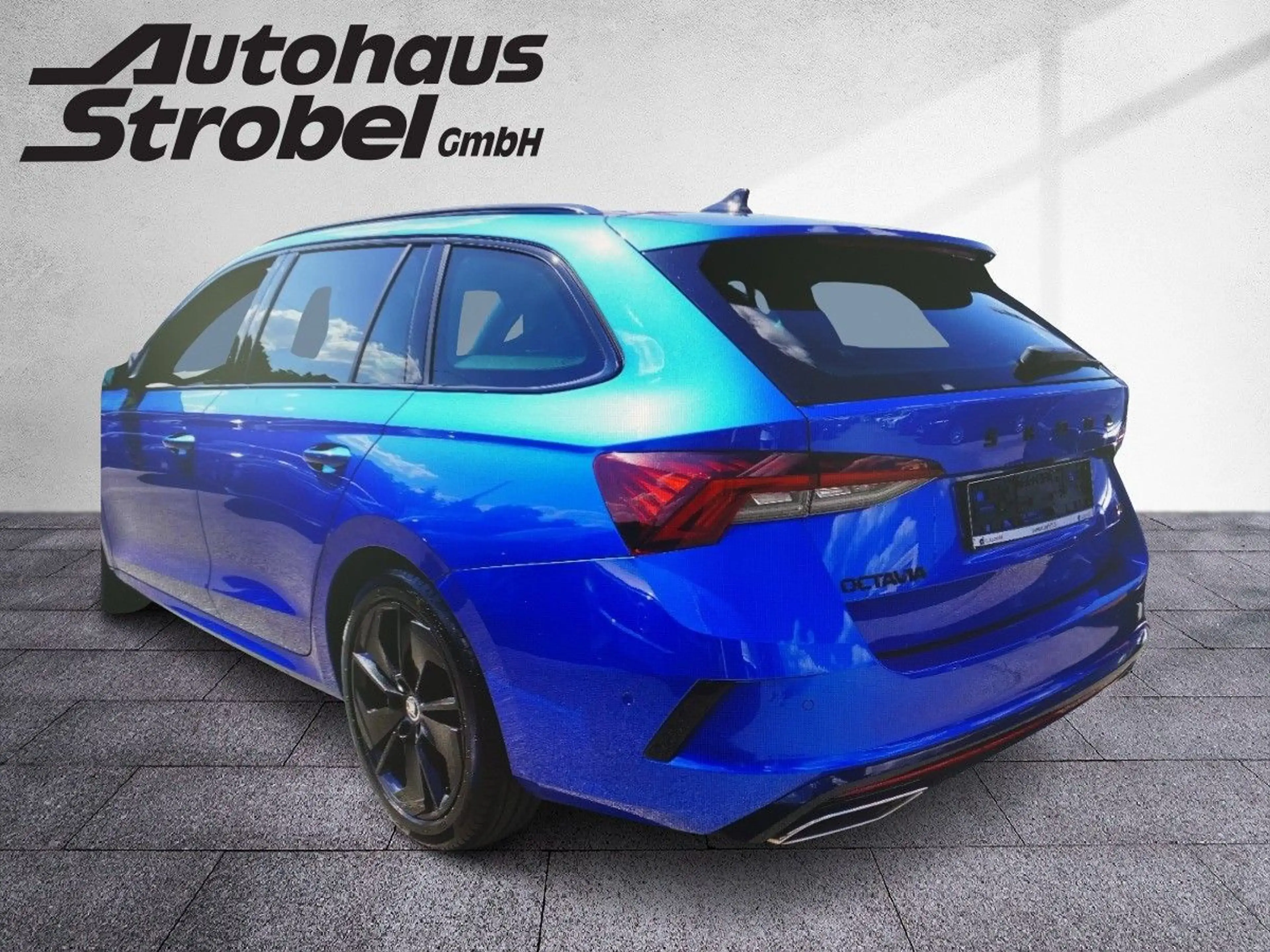 Skoda Octavia Combi 2.0 TDI RS Head Up Panorama RS — photo 5