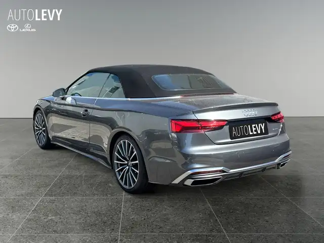 Audi A5 view 4
