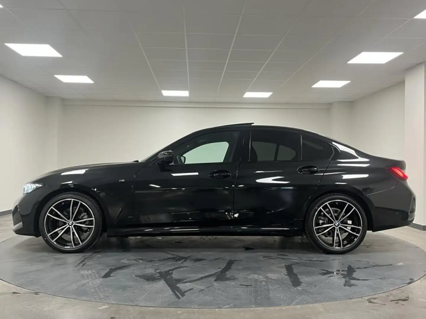 BMW 320 320iA xDrive 184ch M Sport Blanc - 2