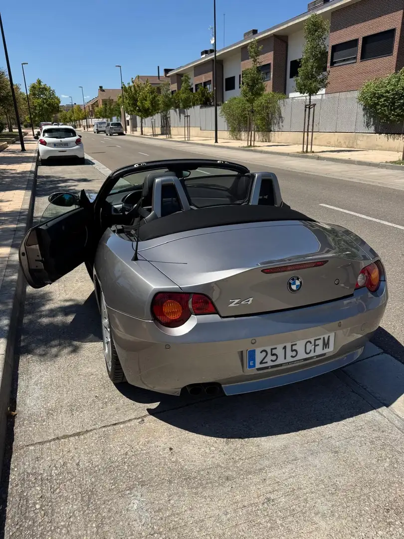 BMW Z4 Gris - 2