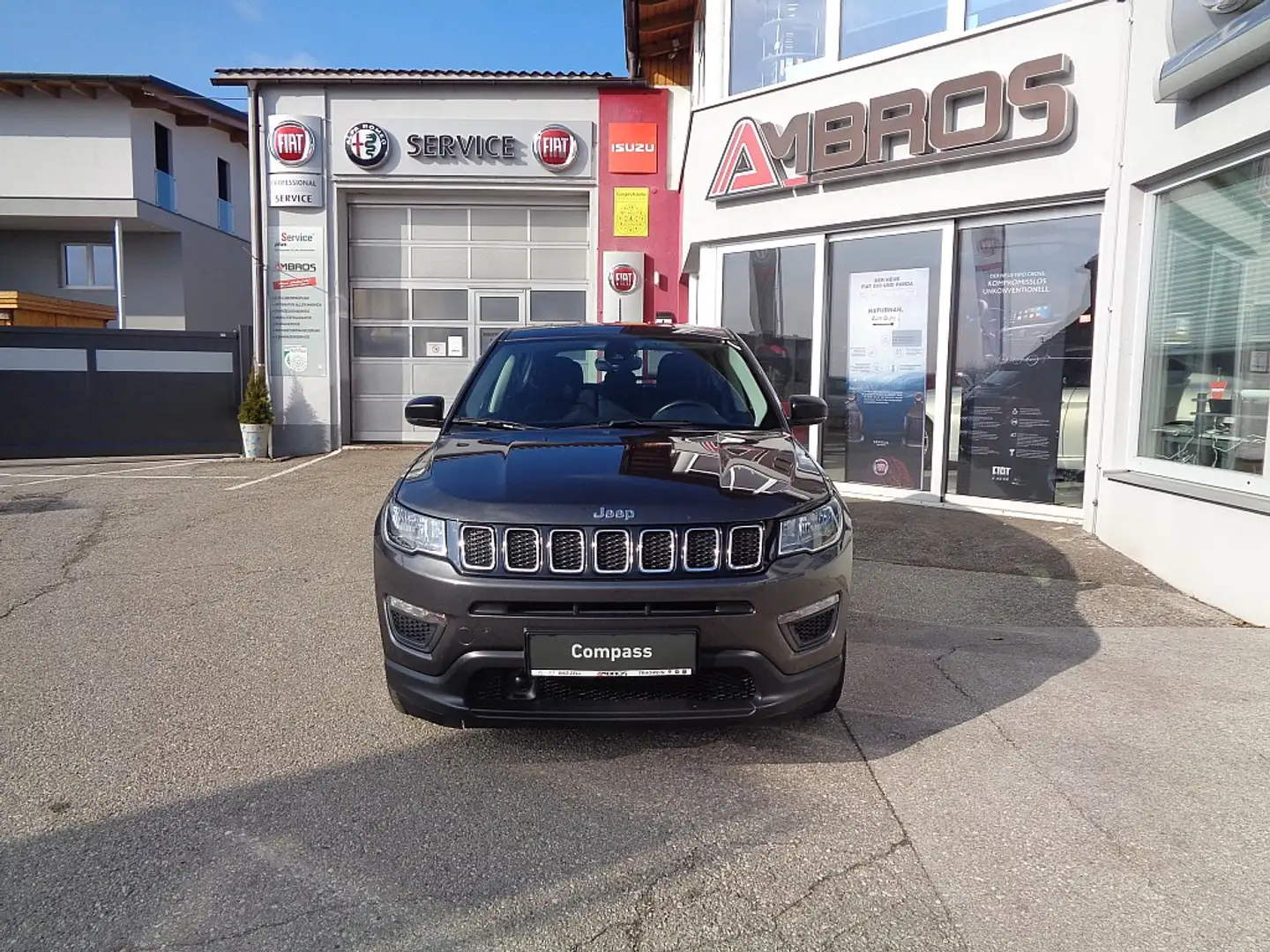 Jeep Compass 1,4 MultiAir2 FWD Sport Grau - 2