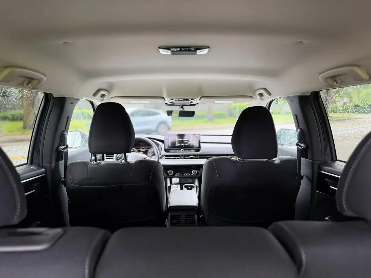 Mitsubishi Outlander photo Mitsubishi Outlander