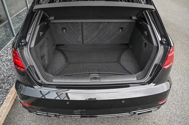 Audi RS3 view 8