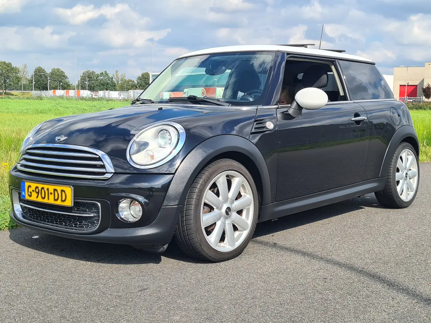 MINI Cooper D Chili Fekete - 1