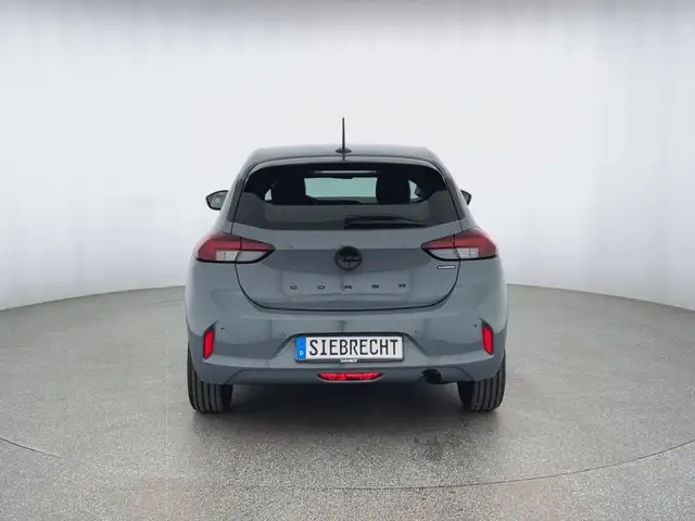 Opel Corsa view 4