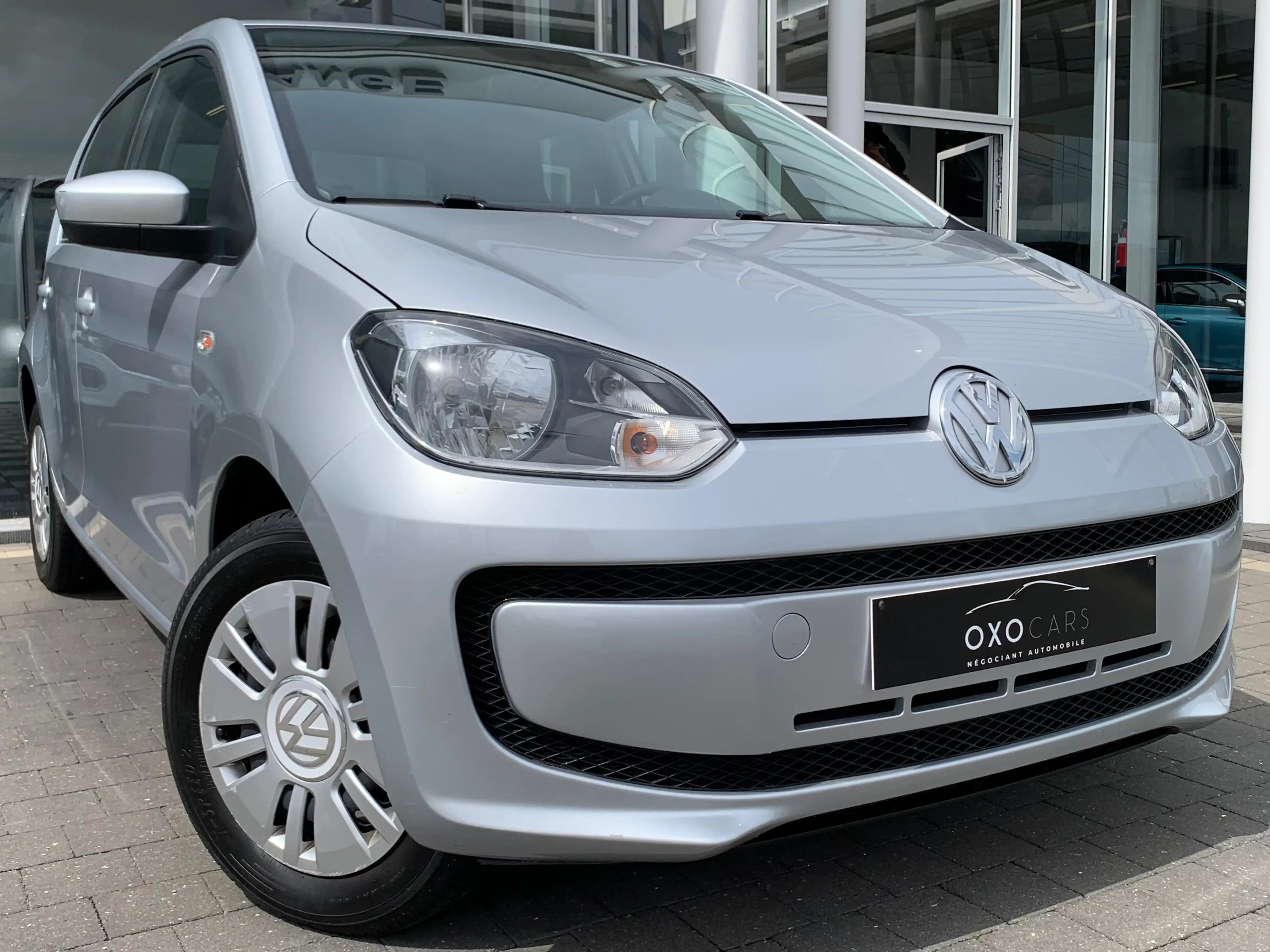 SEAT Mii 1.0i Essence / 5 Portes / Faible Km / Garantie / Prête À Immatriculer — photo 3