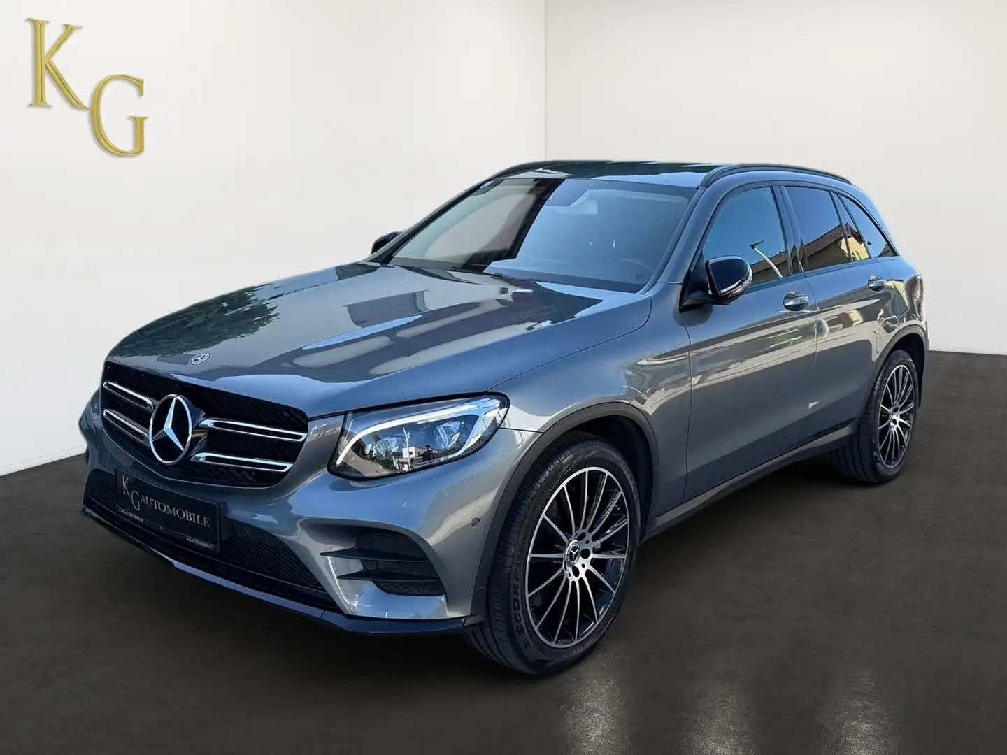 Mercedes-Benz GLC 250 d AMG Line 4Matic ab ca. 269€ monatlich Grau - 2