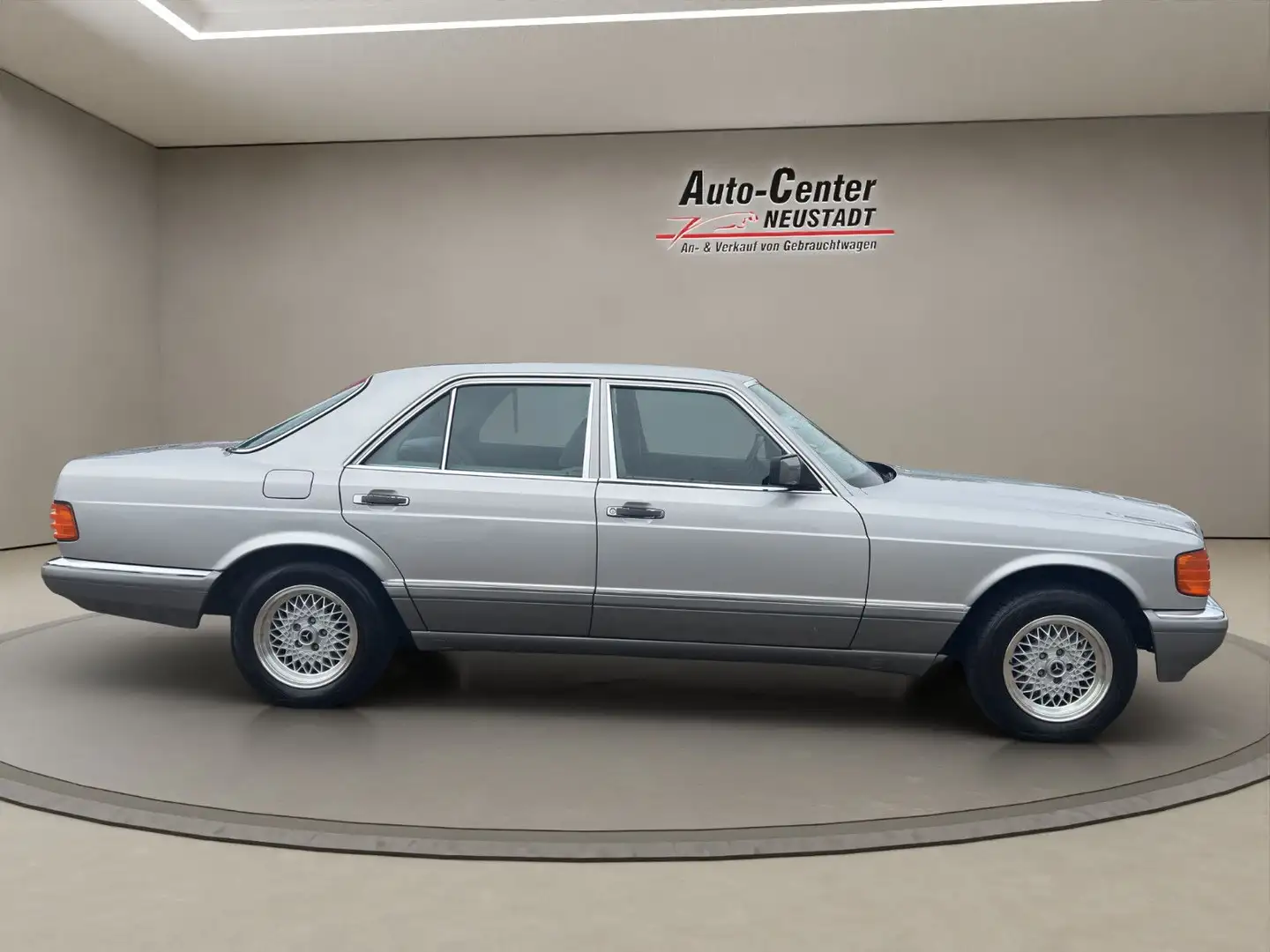 Mercedes-Benz 300 SE, Original 103 Tkm! TÜV 05/27, H Kennzeich Argent - 2