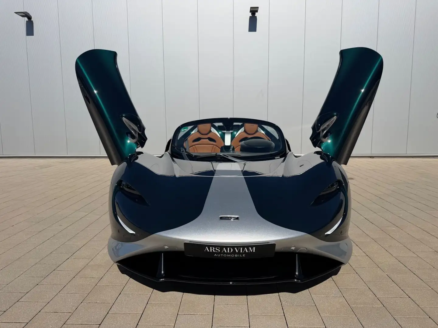 McLaren Elva 1 of 15 Grün - 2